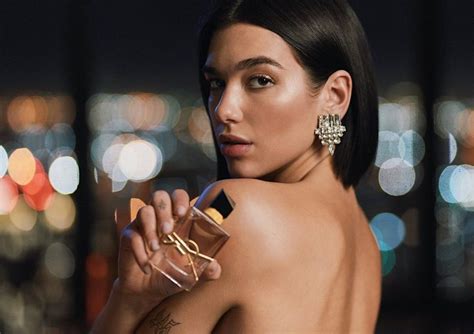 publicité yves saint laurent|Dua Lipa, égérie de Libre Le Parfum d'Yves Saint .